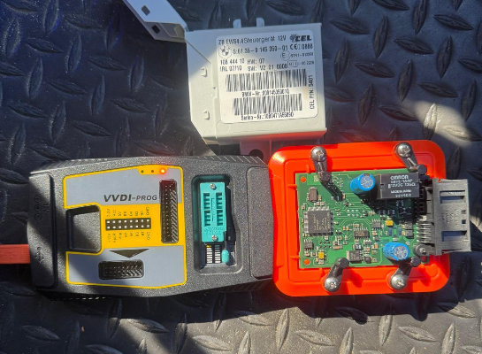 Car-Key-Module-Repair-and-Remote-Function-Programming-by-Keys4U-in-Northwest-Indiana